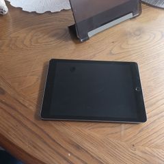 Apple ipad 6th generation