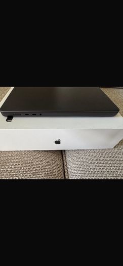 M3 MacBook Pro - Pro Chip