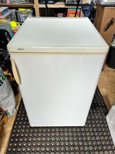 Fridge freezer