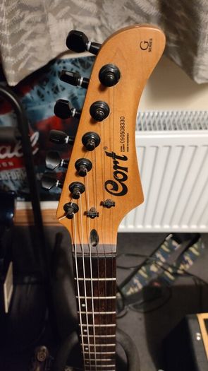 Cort G210