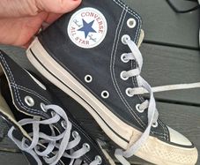 Black converse runners