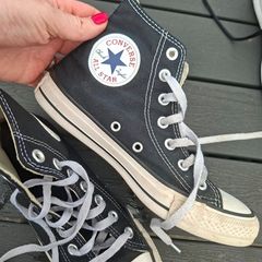 Black converse runners