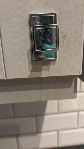 Cupboard knobs and door handles