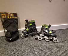 Roller blades