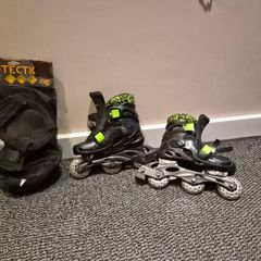 Roller blades