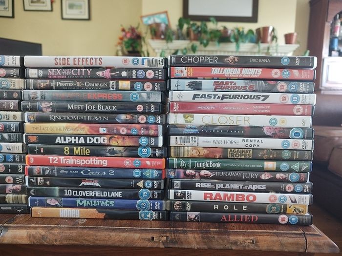 150 Dvds