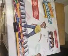 Gigantic keyboard playmat