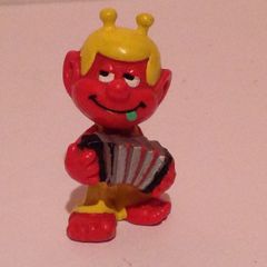 2 x 1970s Vintage Bully /Peyo Figures