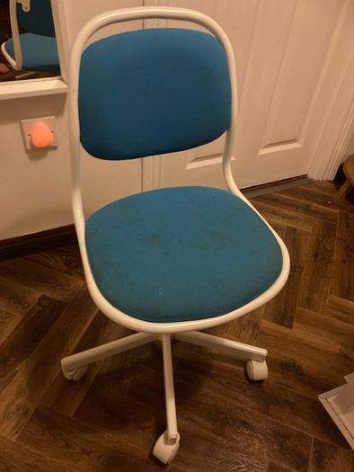 ikea children desk chair
