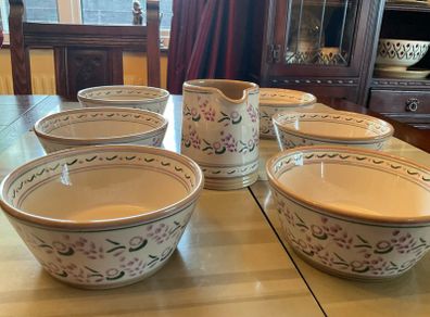 Nicholas Mosse new lavender 7 piece set , 6 bowls and a cylinder jug . Bowls are 6 inches in diameter and jug is 4 and a half inches in height