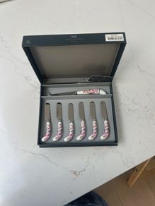 Rosa Spreader with 6 knives