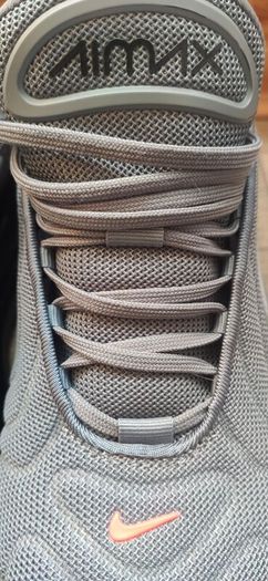 Nike Air Max 720 Size UK 10.5