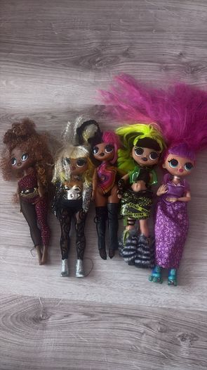 LoL bundle dolls, car, kitchen and accessories