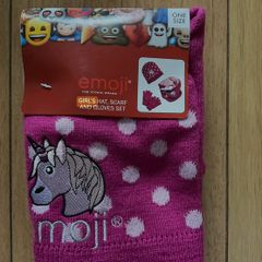 Girls Emoji Hat, Scarf and Gloves Brand New