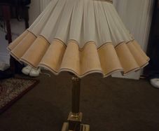 Elegant large lamp in good condition