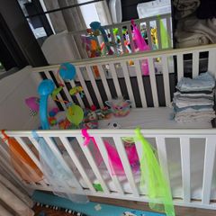 Cot bed