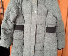 Grey winter coat with black faux fur hood trim) - size 16