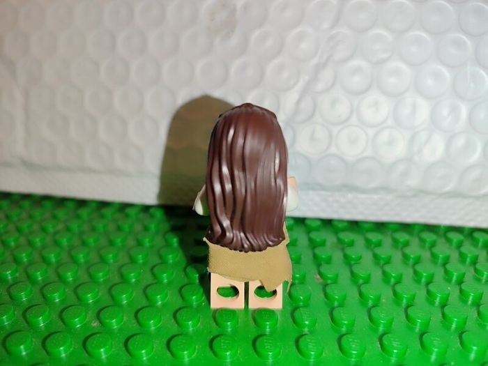Lego Star Wars Minifigure 10236 Ewok Figures Ewoks Rebel Fighter and Rare Princess Leia and Teebo