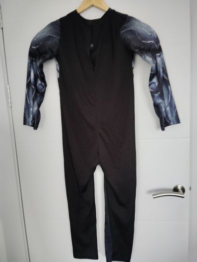 boys halloween costume.age 9/10
