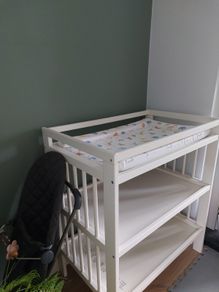Baby changing table & activity mat