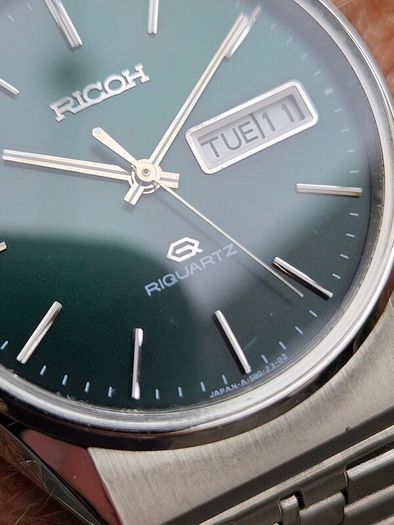 Watch Ricoh Riquartz. Vibtage.