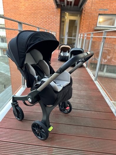 Brand new car seat / stroller / pram