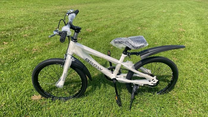 Kids bike new in