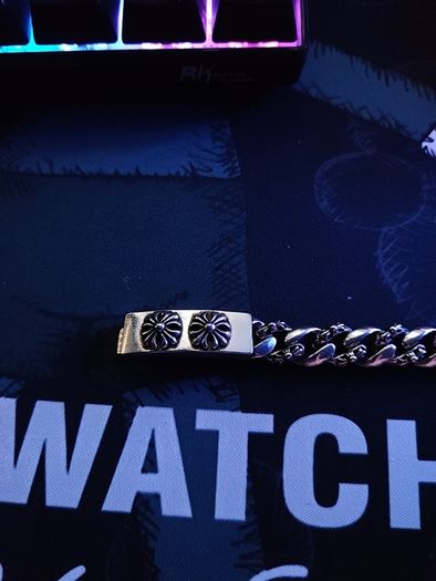bracelet