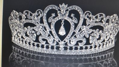 Bride's Designer Crystal Head piece