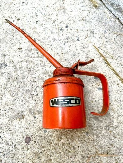 Vintage Wesco 3320 Oil Can