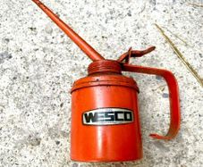 Vintage Wesco 3320 Oil Can