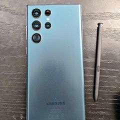 Samsung Galaxy S22 Ultra 1TB Unlocked - Excellent Condition
