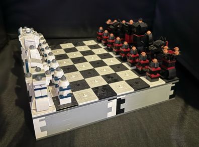 40174 LEGO Exclusives Chess (Built, Retired)