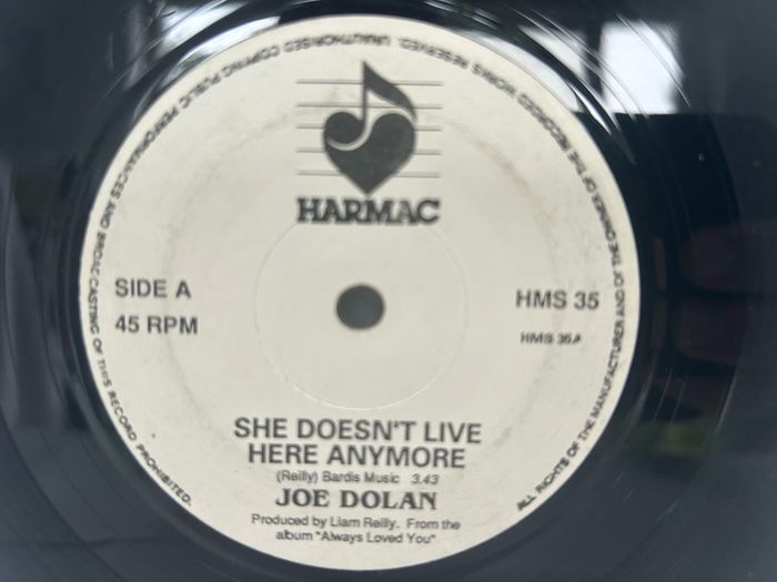Joe Dolan She Doesn't Live Here Anymore 7 inch Irish Vinyl 1990 Harmac HMS 35