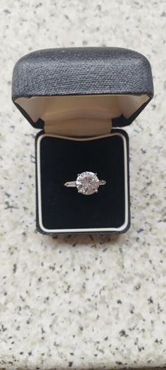 Dress ring