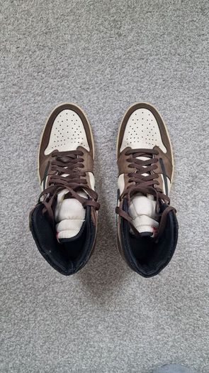 Travis Scott x AJ1