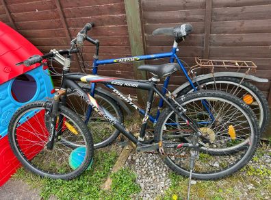2 bicycles