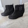 Black wedges Image 2