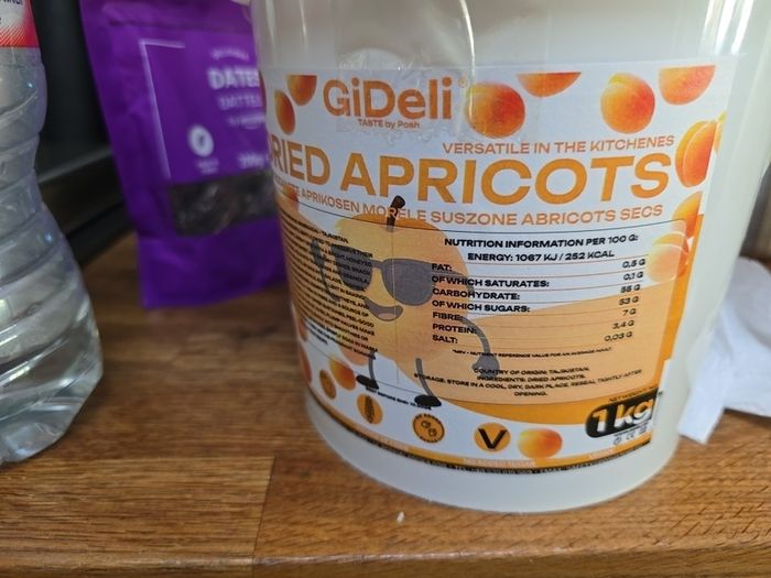 Apricots dried