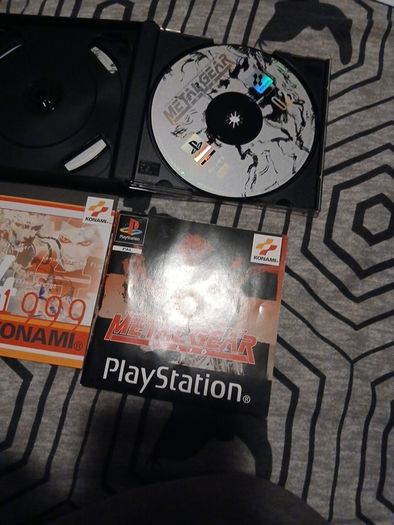 metal gear solid tactical espionage action with manuals