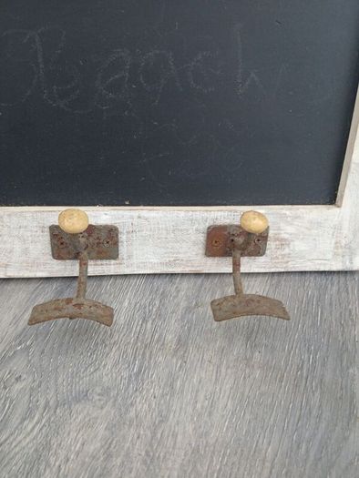 Rustic (Vintage) Chalkboard/2 Hooks