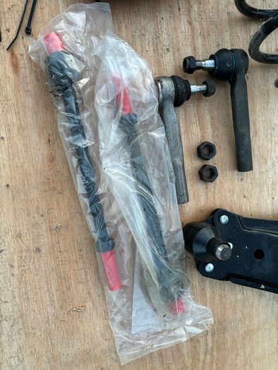 Car Parts - Full front suspension kit - NEW