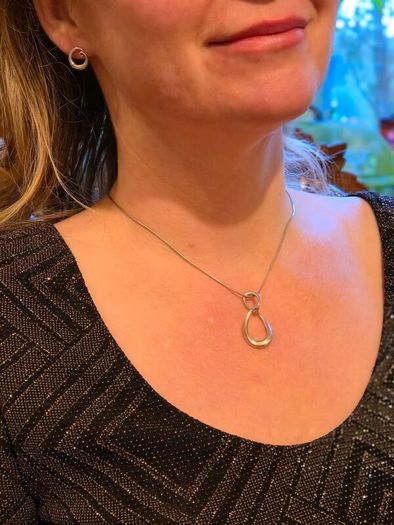 Hot Diamonds Designer 925 Sterling Silver Necklace & Earrings Set