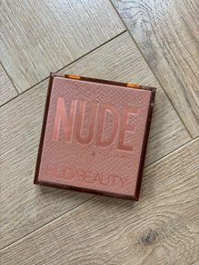 Huda Beauty Eye Palette
