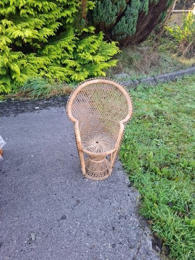 Child wicker rattan seat