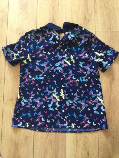 Beautiful Top Dunnes Size 14 Brand New