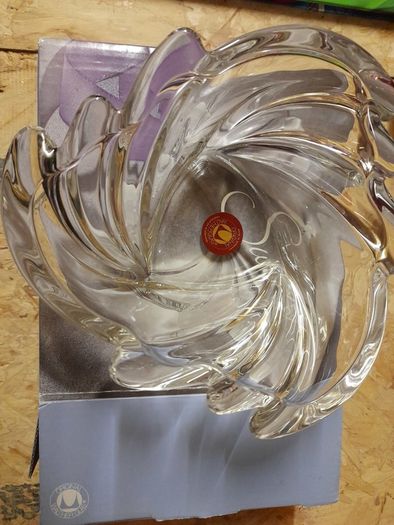 Crystal bowl
