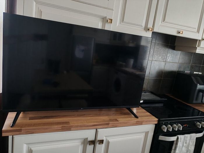 Free TV for parts