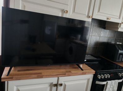 Free TV for parts