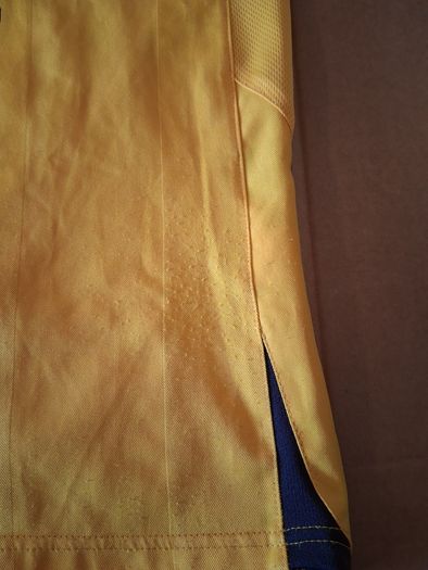 Arsenal Jersey. Official Nike Arsenal Away Jersey From Season 2005 / 2006. Authentic Original From The Time.  Not A Modern Day Remake.
